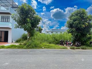 Bán nền đẹp 100m2 đường a3 kdc tân phú h.đông nam, lộ giới 28m, sổ hồng thổ cư 1.9 tỷ