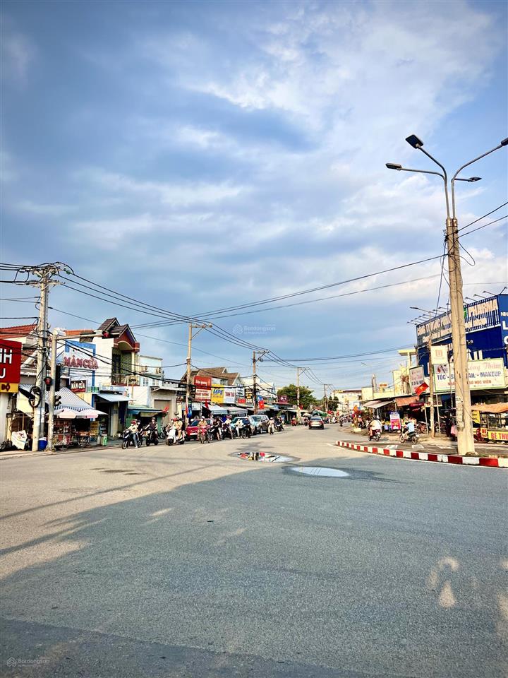 Bán đất chính chủ mặt tiền kinh doanh sổ hồng riêng thổ cư tại phường tân triều