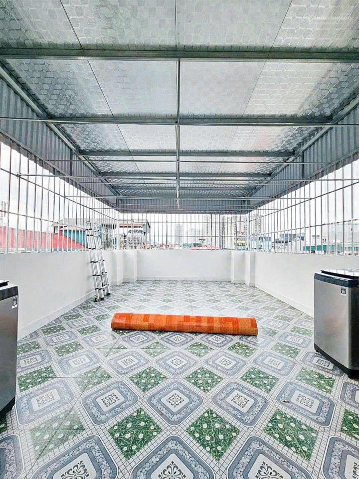 Tòa ccmn! phố khương trung  2 thoáng  xây mới 23 phòng  dt 115tr/tháng 83m2 x 7 tầng, mt 4.6m