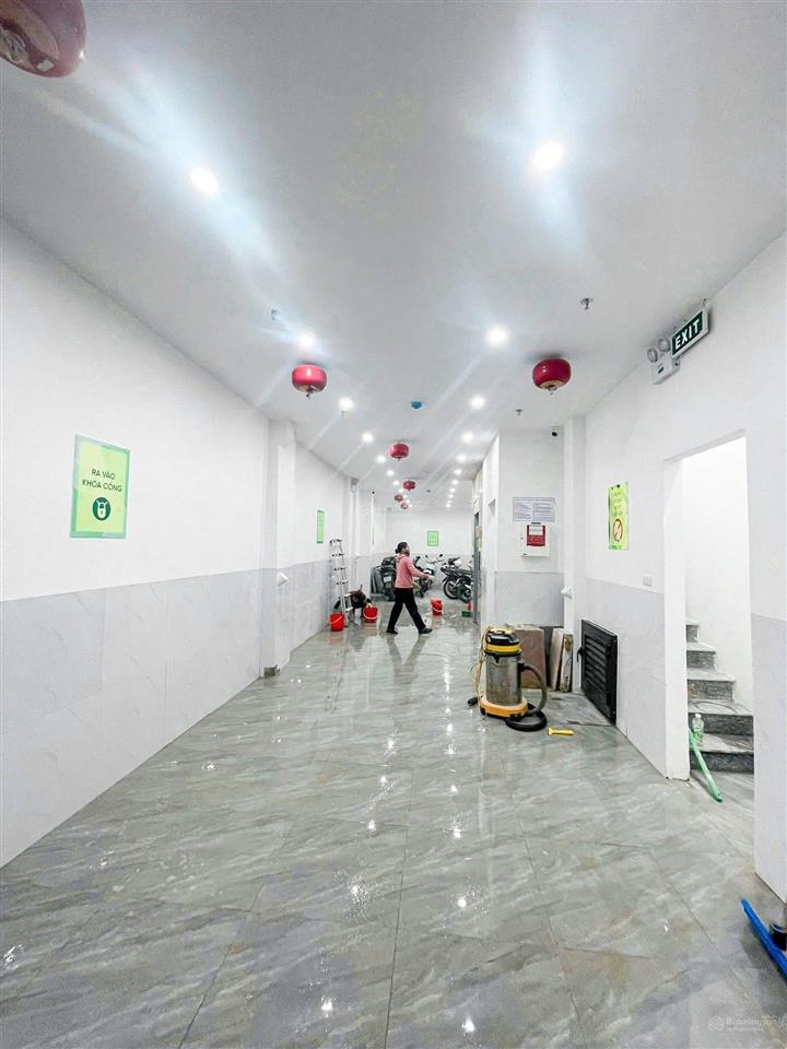 Tòa ccmn! phố khương trung  2 thoáng  xây mới 23 phòng  dt 115tr/tháng 83m2 x 7 tầng, mt 4.6m