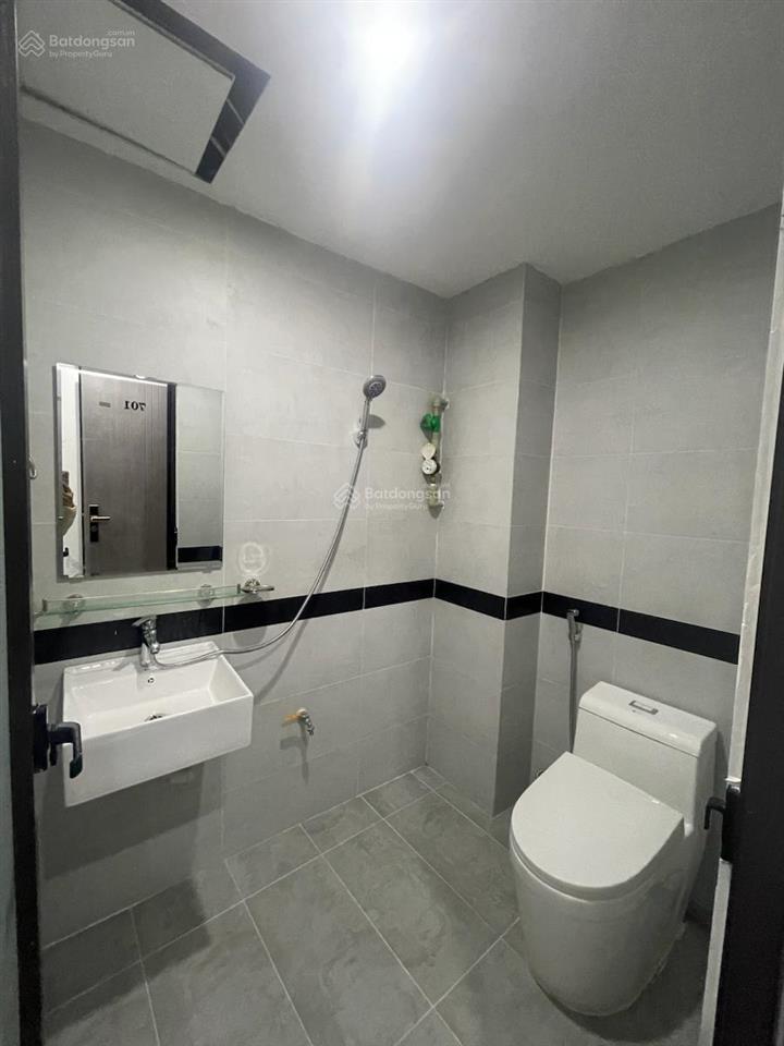 Tìm đâu ra! ccmn lô góc  phố quan nhân  doanh thu 100tr/tháng, 76m2 x 7 tầng, mt 8.3m, chỉ 17 tỷ