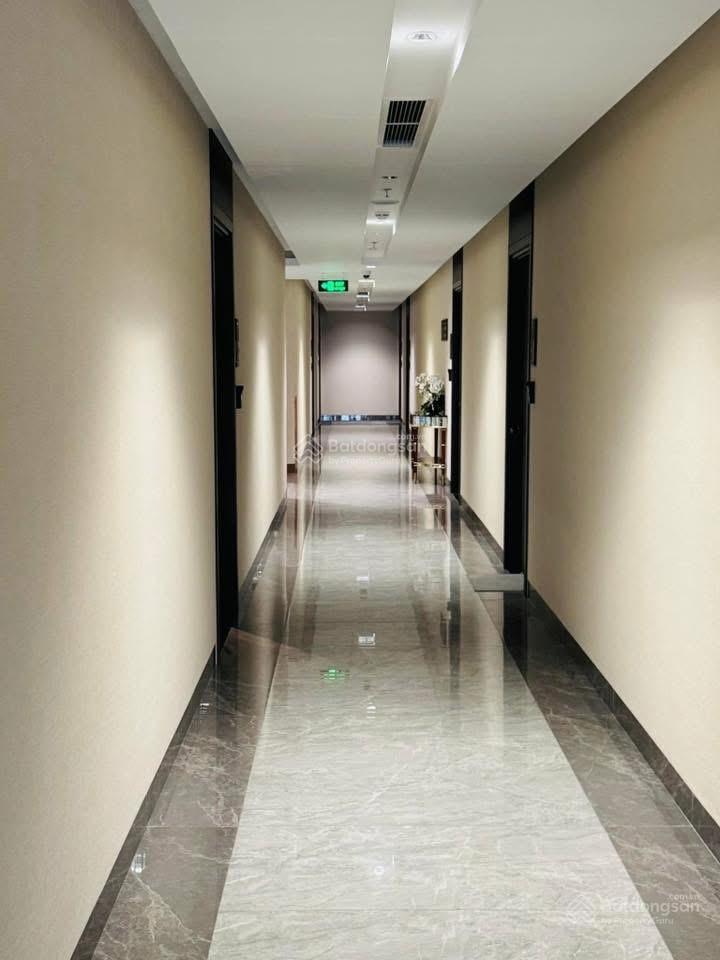 Chính chủ bán gấp! căn hộ cao cấp  the gloria by silk path  số 8 nguyên hồng 62m2  tầng thấp