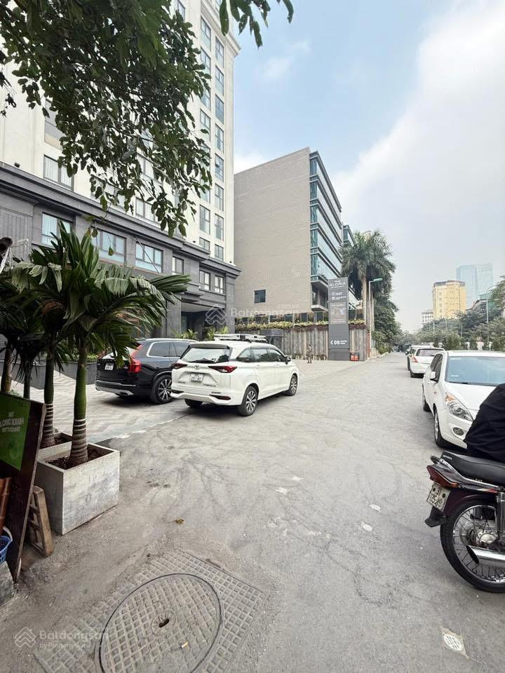 Chính chủ bán gấp! căn hộ cao cấp  the gloria by silk path  số 8 nguyên hồng 62m2  tầng thấp