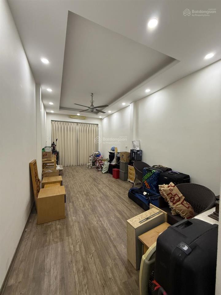 Mặt phố víp  vạn phúc ba đình  vỉa hè 7m  kinh doanh  đối diện khách sạn la thành, 60m2 x 5tầng