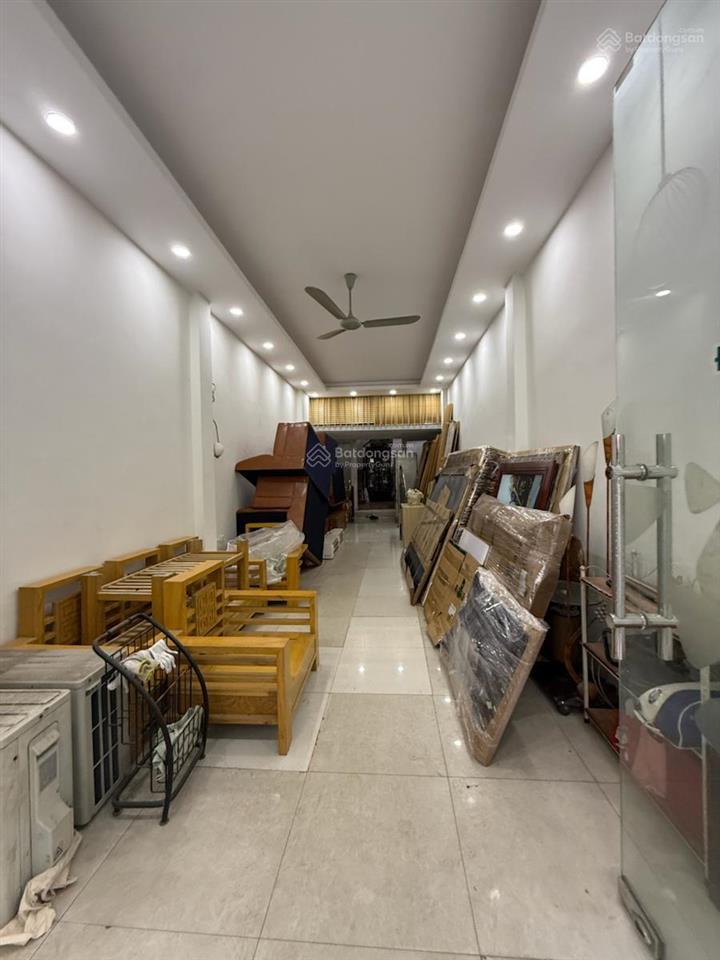 Mặt phố víp  vạn phúc ba đình  vỉa hè 7m  kinh doanh  đối diện khách sạn la thành, 60m2 x 5tầng