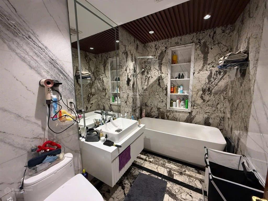 Dậy sóng  siêu phẩm biệt thự lô góc  phố trần kim xuyến  view vườn hoa  217m2 x 4 tầng, mt 26m