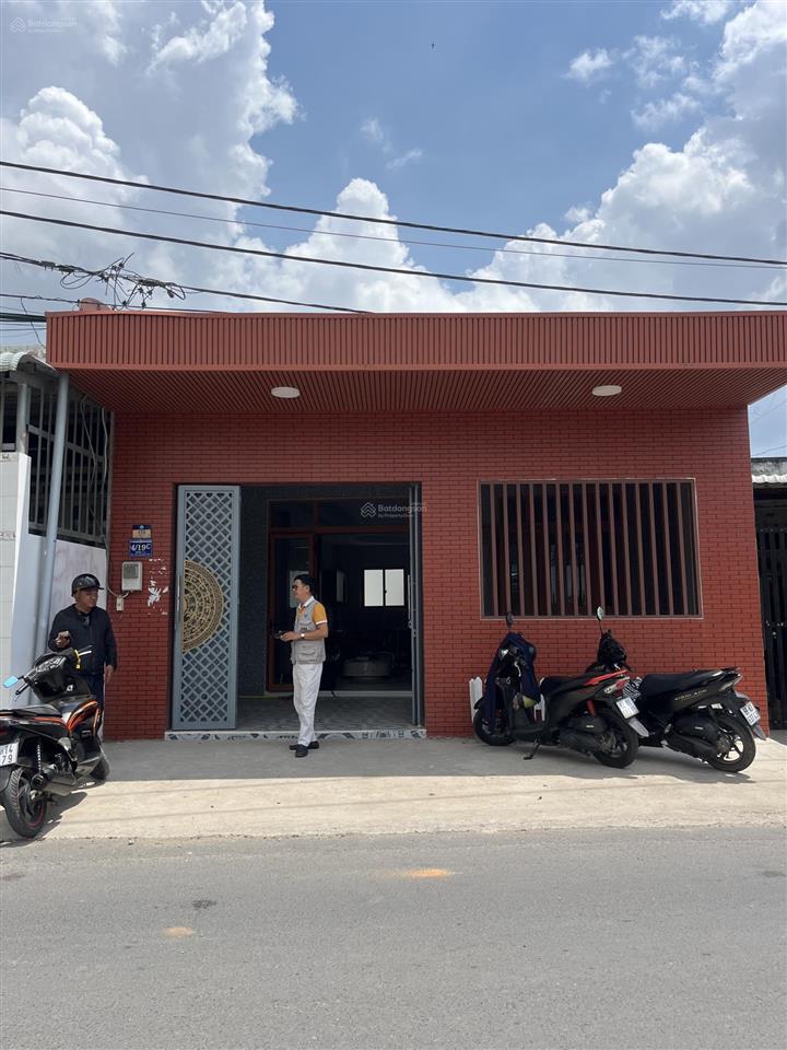 Nhà mặt tiền đinh đức thiện ngang 7,3m
