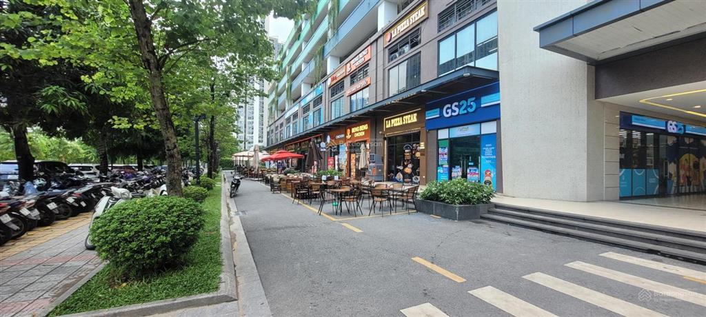 Bán shophouse vinhomes smart city dòng tiền 900 triệu/năm giá 22 tỷ