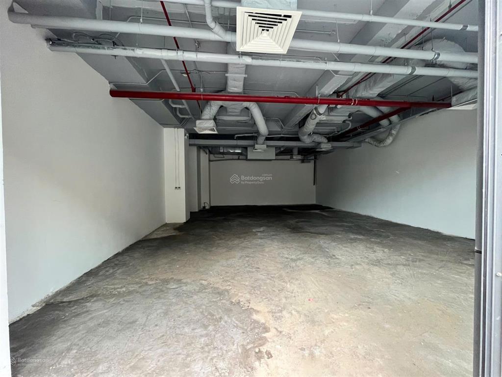 Mặt bằng văn phòng  tiện tích hạng a  diện tích 135m2  chủ đầu tư chào thuê