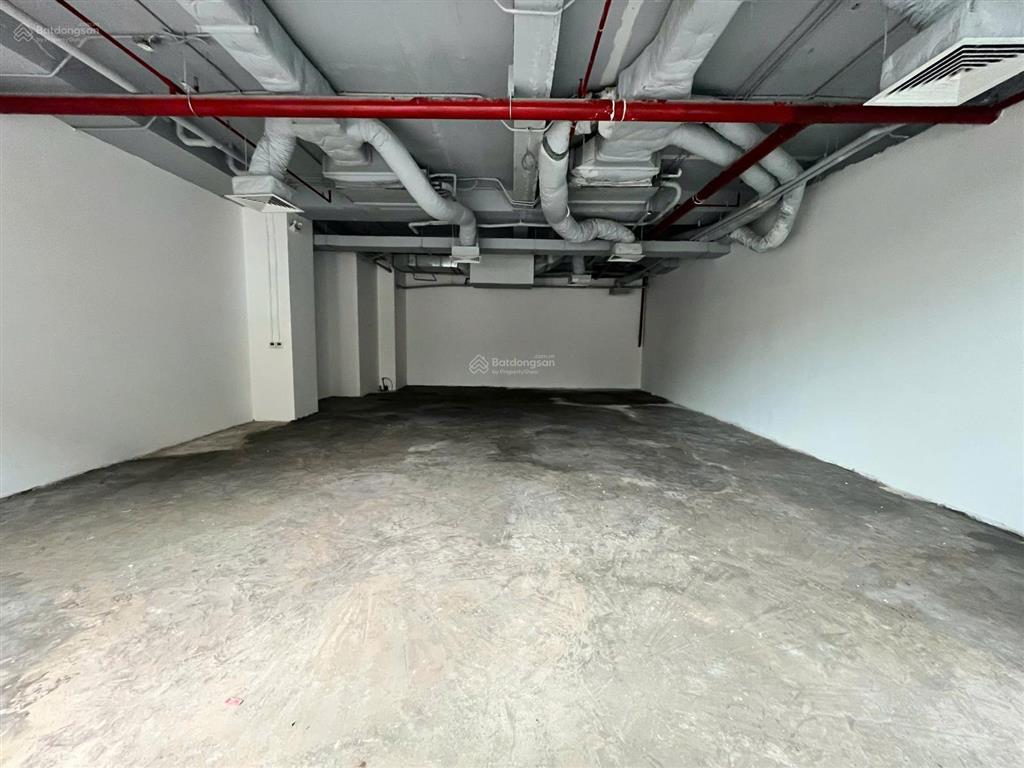 Mặt bằng văn phòng  tiện tích hạng a  diện tích 135m2  chủ đầu tư chào thuê