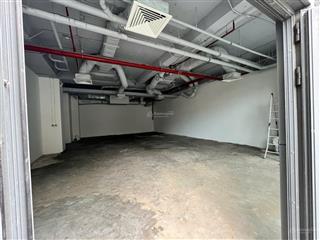 Mặt bằng văn phòng  tiện tích hạng a  diện tích 135m2  chủ đầu tư chào thuê