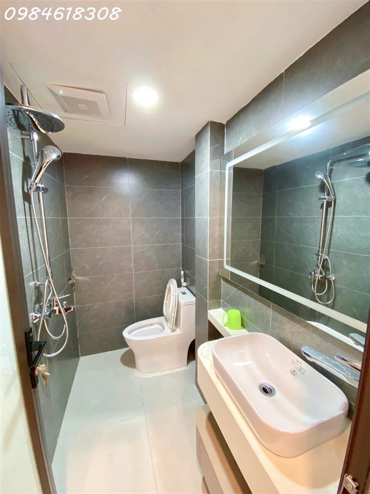 Bán nhà Mỹ Đình – 55m² – 4 tầng thang máy – ô tô đỗ cửa – gần Sân vận động Mỹ Đình.