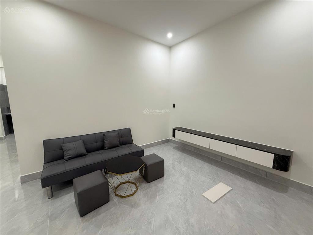 Bán nhà mới full nội thất đường nguyễn đức thiệu