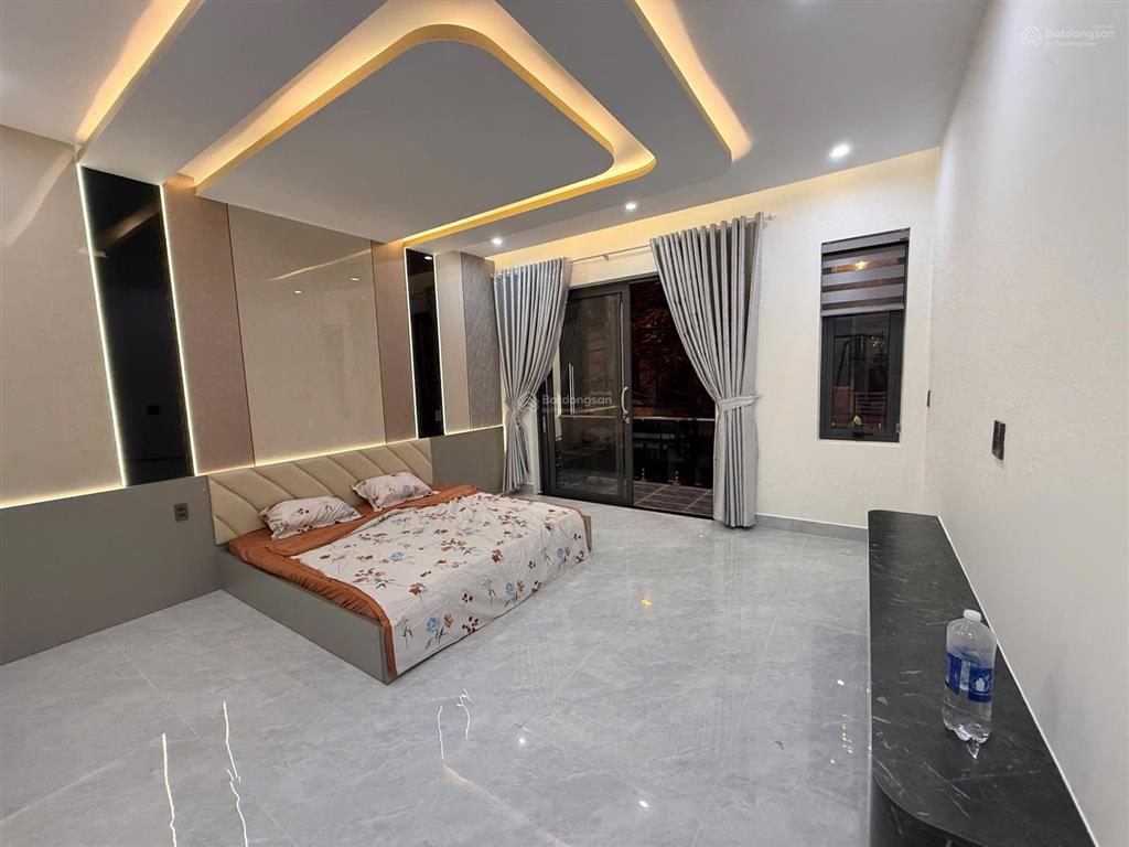 Bán nhà mới full nội thất đường nguyễn đức thiệu