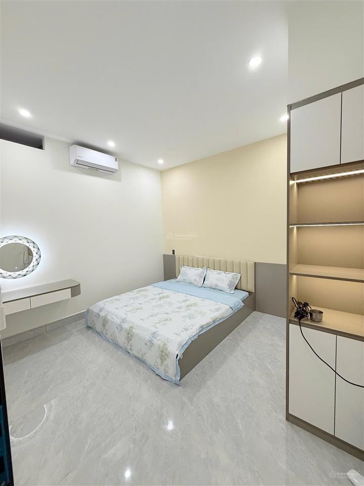 Bán nhà mới full nội thất đường nguyễn đức thiệu
