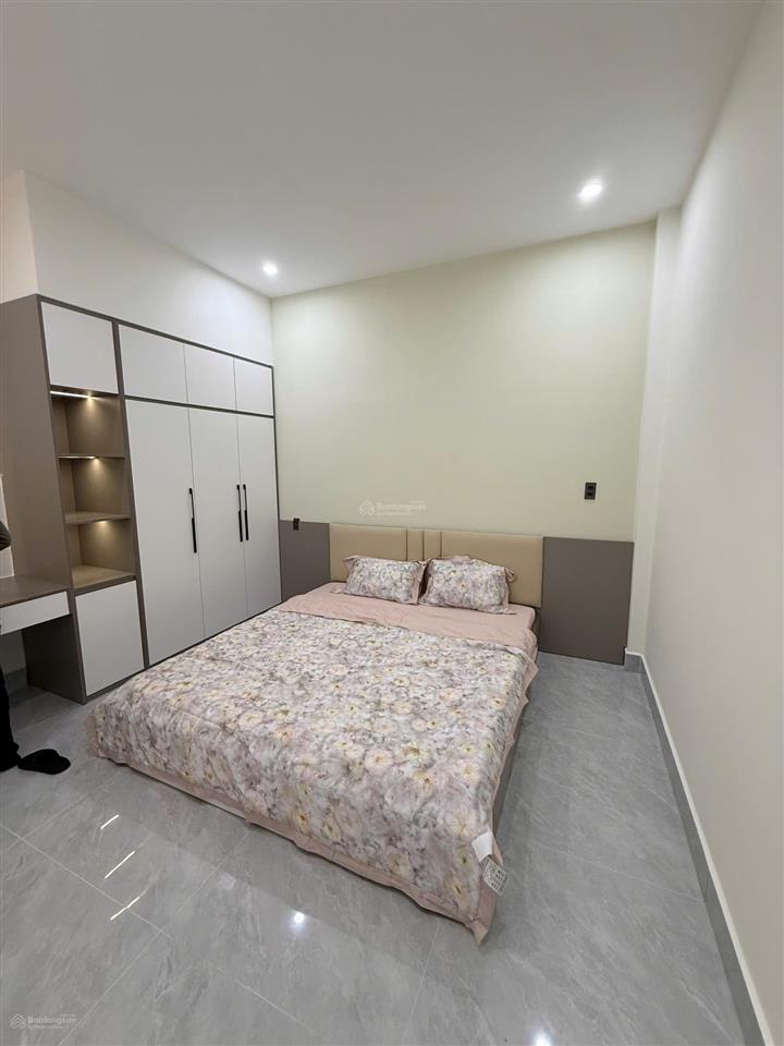 Bán nhà mới full nội thất đường nguyễn đức thiệu