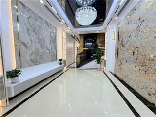 Siêu phẩm hoàng quốc việt 6 tầng thang máyphân lô vip kinh doanh đỉnh25,8 tỷ