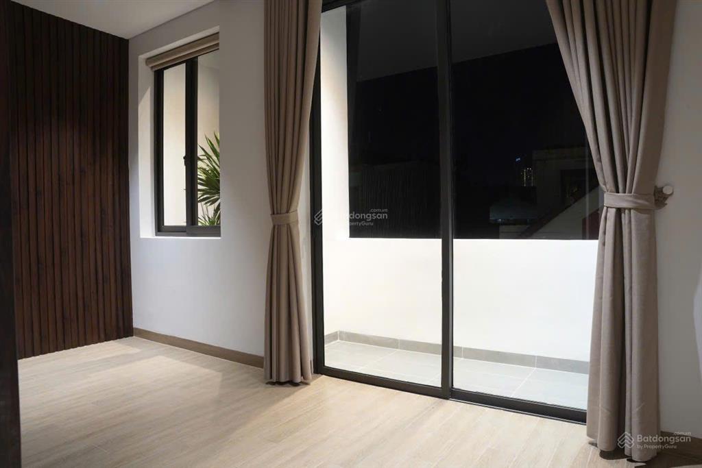 Cc bán nhà 3 mê 3 tầng mt đường thanh long, tặng full nội thất