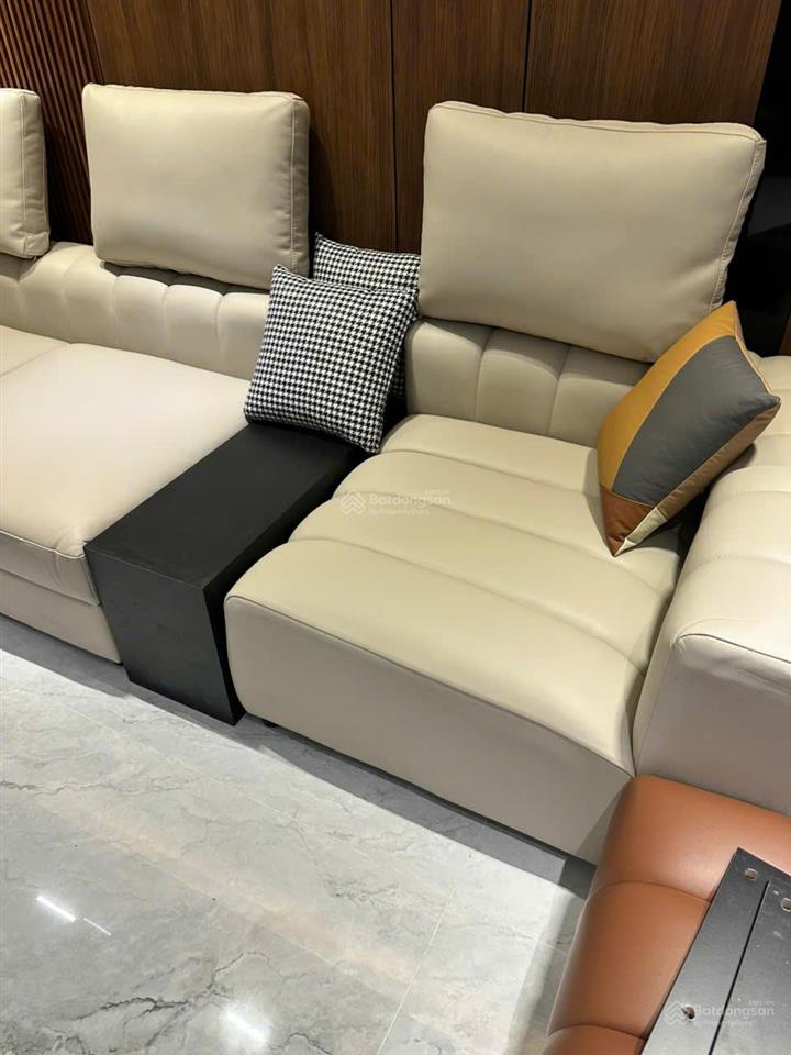 Cc bán nhà 3 mê 3 tầng mt đường thanh long, tặng full nội thất