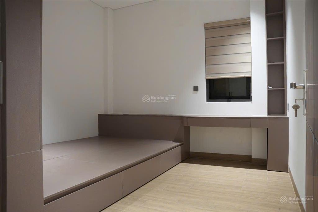 Cc bán nhà 3 mê 3 tầng mt đường thanh long, tặng full nội thất