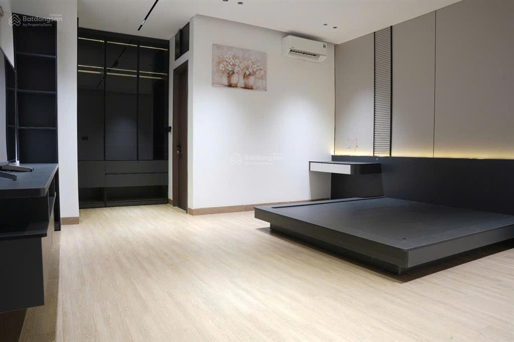 Cc bán nhà 3 mê 3 tầng mt đường thanh long, tặng full nội thất