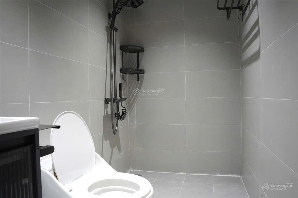 Cc bán nhà 3 mê 3 tầng mt đường thanh long, tặng full nội thất