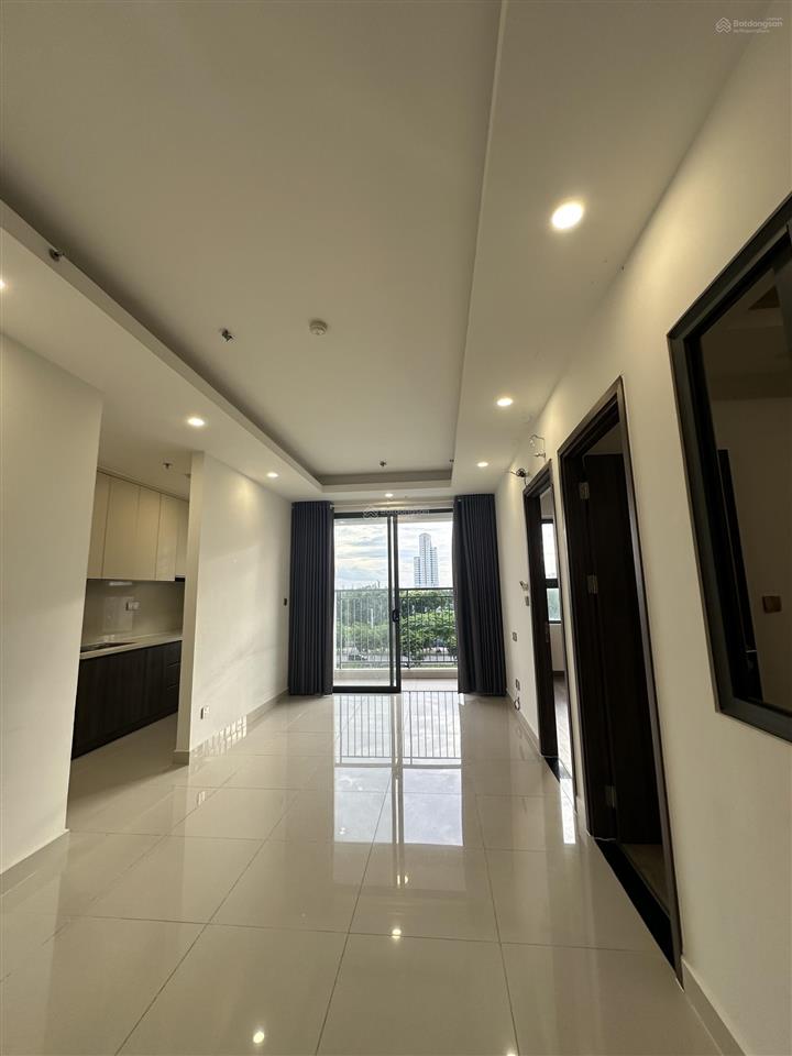 Bán gấp căn 2 phòng ngủ giá siêu tốt tại q7 boulevard