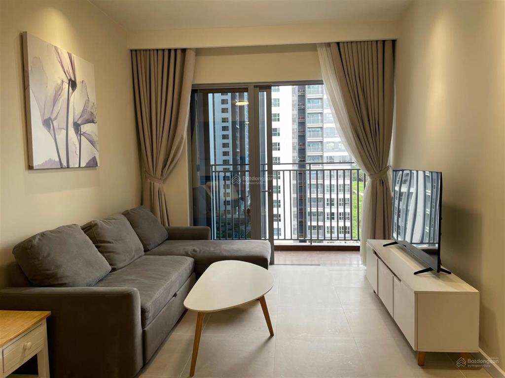 Bán gấp căn 2 phòng ngủ view đông nam giá tốt dự án