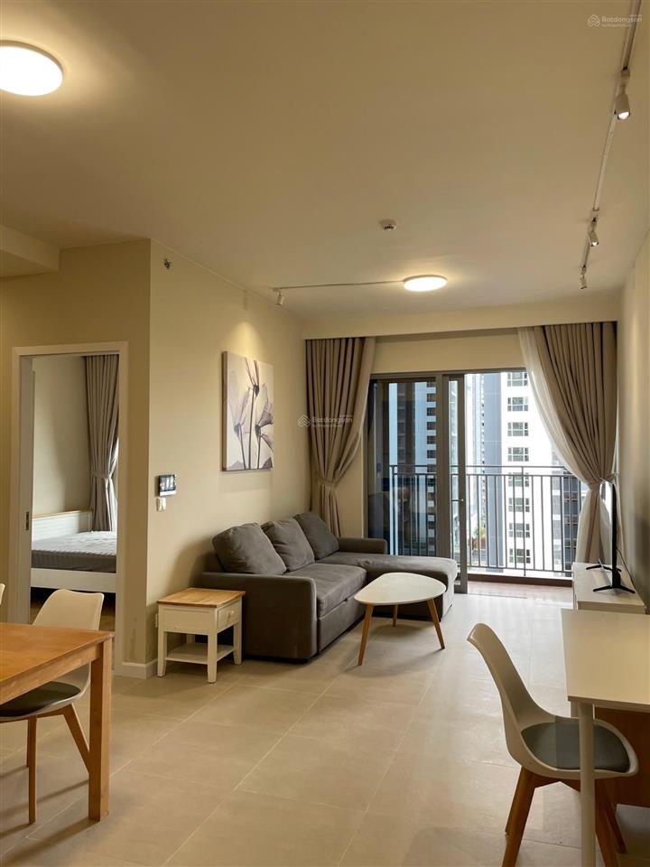 Bán gấp căn 2 phòng ngủ view đông nam giá tốt dự án