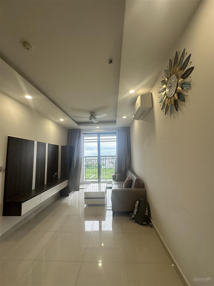 Chính chủ gửi bán gấp căn 3 phòng ngủ view ngoài thoáng mát tại q7 boulevard