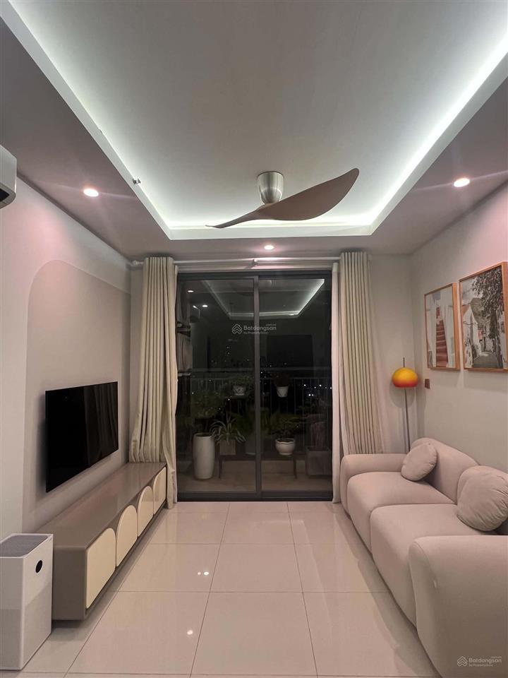 Bán gấp căn 2 phòng ngủ full nội thất giá tốt dự án q7 boulevard