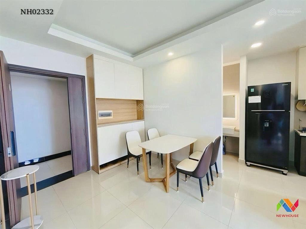 Chính chủ gửi bán căn 2 phòng ngủ hướng nam đầy đủ nội thất giá tốt q7 boulevard