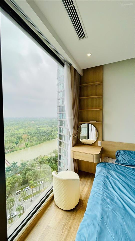 Chính chủ cần cho thuê 3ngủ landmark full nội thất đẹp.
