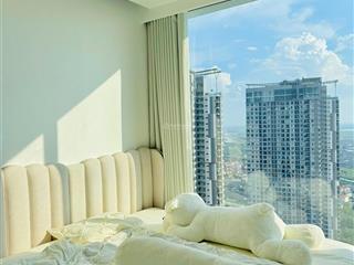 Cần tiền bán gấp 3,9 tỷ 2 ngủ 1 vệ sinh. full nội thất đẹp. tầng cao view thoáng đẹp