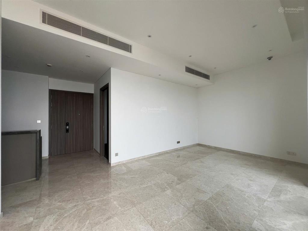 The marq  bán căn hộ 4 phòng ngủ, 146m2, ntcb, giá 32,55 tỷ đã bao gồm slot ô tô b1