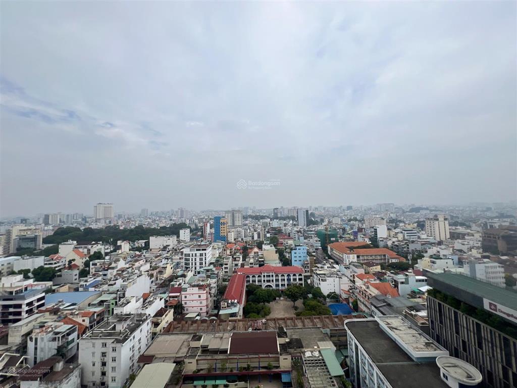 The marq  bán căn hộ 4 phòng ngủ, 146m2, ntcb, giá 32,55 tỷ đã bao gồm slot ô tô b1