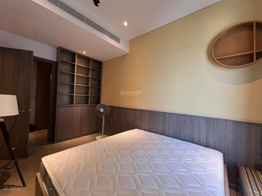 Bán căn hộ 1pn, 9.9 tỷ, đã có sổ, đầy đủ nt tại the marq, dt 51m2, tầng cao, sẵn hợp đồng thuê