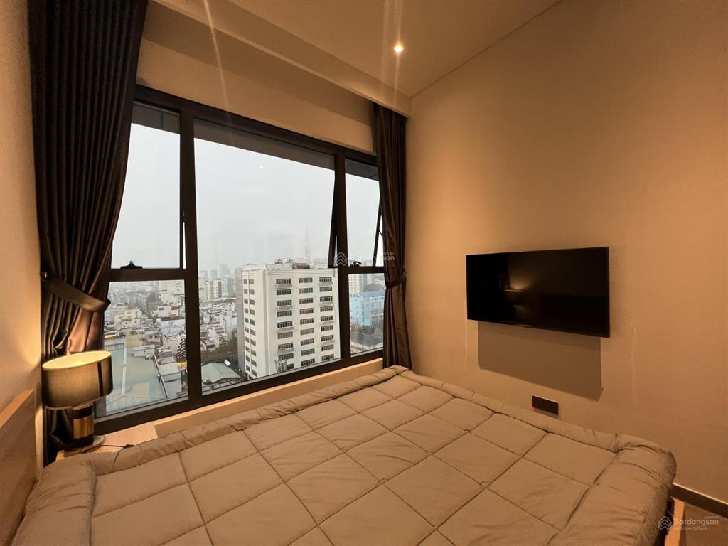 Bán căn hộ the marq 2pn 2wc  74m2, view lm81, giá bán 14.8 tỷ, đã có sổ hồng