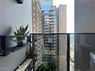 Bán căn hộ 1pn, đã có sổ, tại the marq, giá 9.9 tỷ (có tl), dt 51m2, full nội thất đẹp