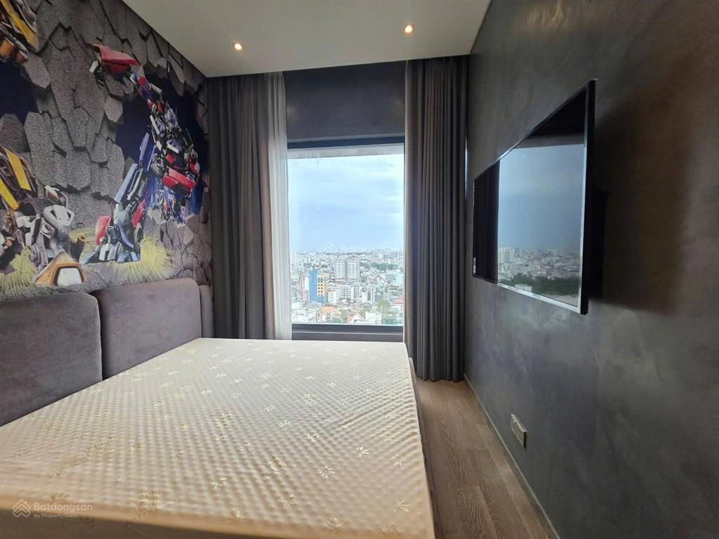 Cho thuê 4 phòng ngủ, 143m² the marq, quận 1, nội thất cao cấp, trần cao 6.9m, giá thuê 120 triệu