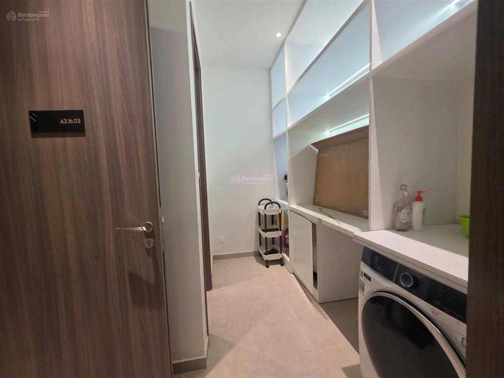 Cho thuê 4 phòng ngủ, 143m² the marq, quận 1, nội thất cao cấp, trần cao 6.9m, giá thuê 120 triệu