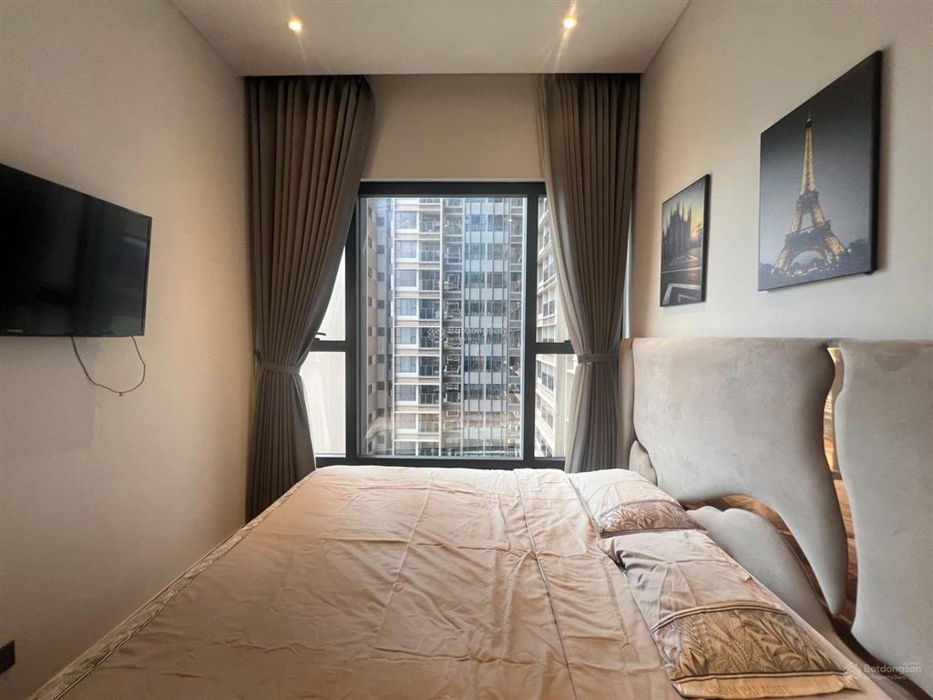 Cần cho thuê nhanh căn hộ 1pn+, full nt tại the marq, giá 32 triệu đồng. view nội khu