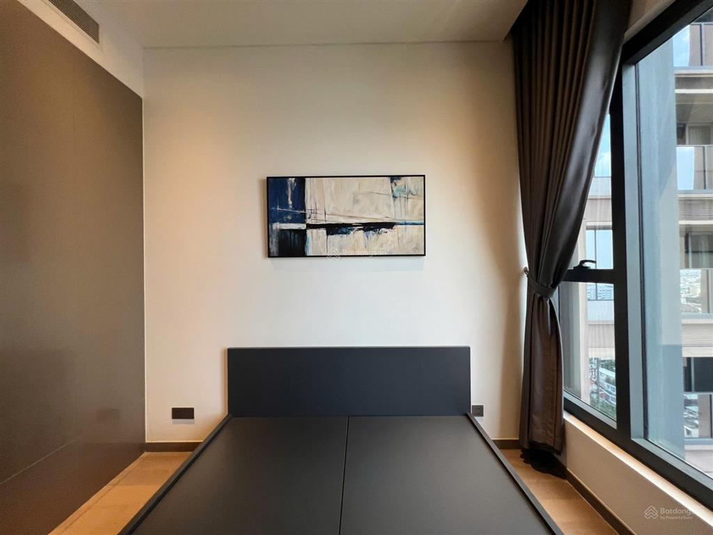Bán căn hộ 1pn, dt 51m2, đã có sổ tại the marq, tầng cao, sẵn hợp đồng thuê. giá 10.8 tỷ