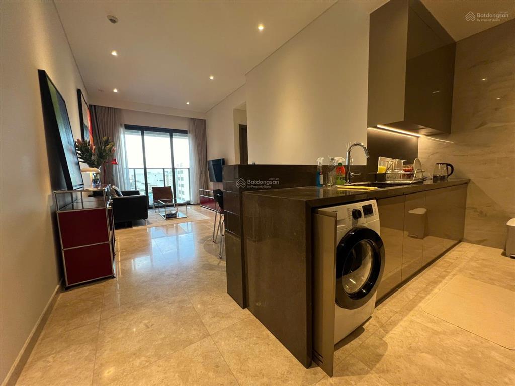 Cho thuê căn hộ 2pn the marq giá 40 triệu, full nt tầng trung, dt 74m2. trống sẵn
