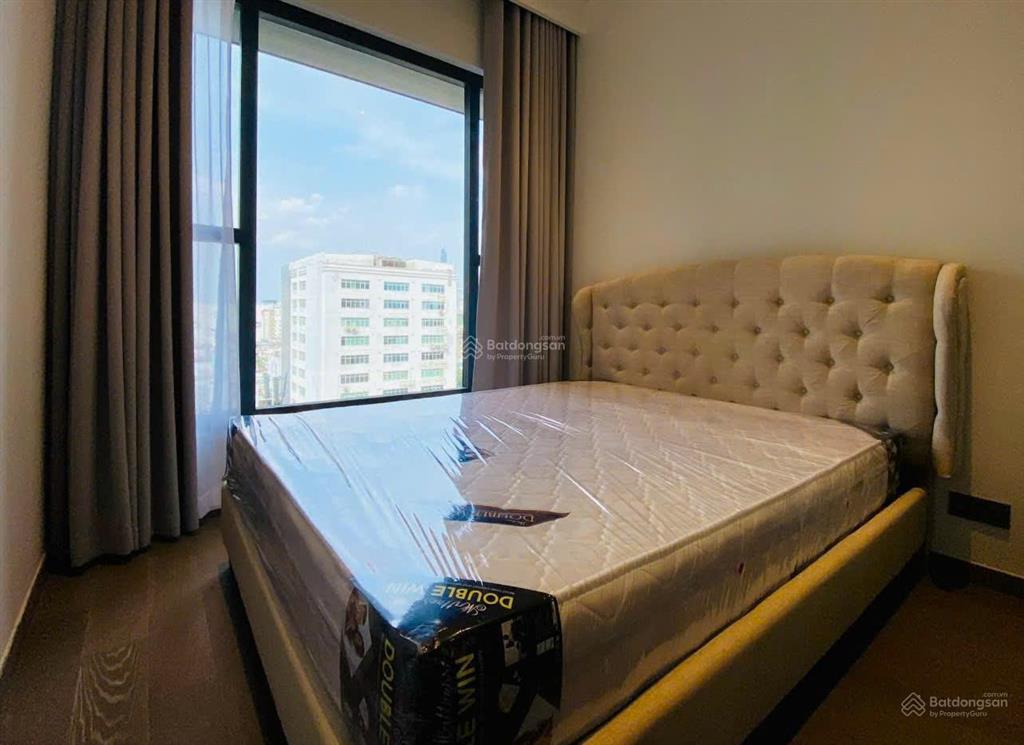 Cho thuê căn hộ 2pn the marq giá 40 triệu, full nt tầng trung, dt 74m2. trống sẵn