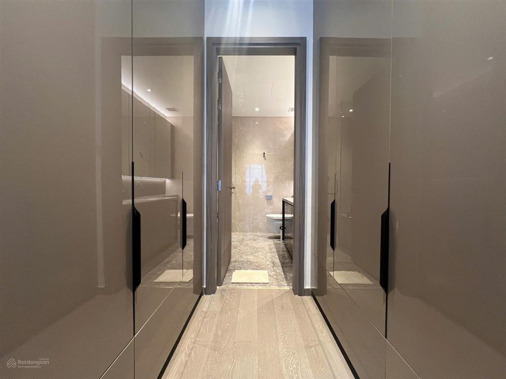 Bán căn hộ 4pn thông tầng giá 33 tỷ tại the marq, dt 145m2, private lift, nội thất đẹp, đã có sổ