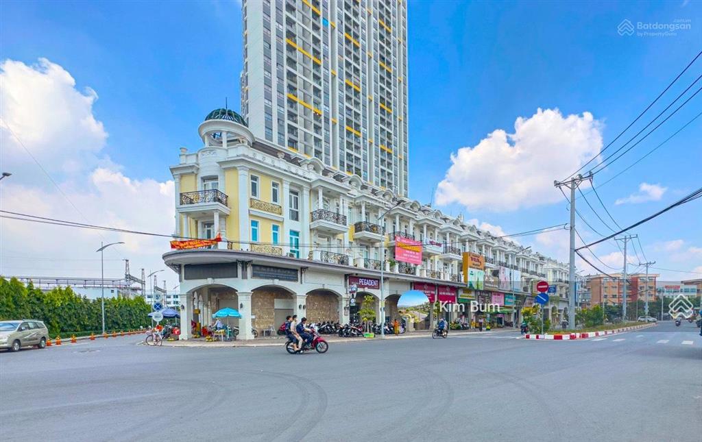 Cho thuê gấp nhà mặt phố tại the pegasuite, 32 triệu, 82.5m2, 5pn, 5wc vào ở ngay