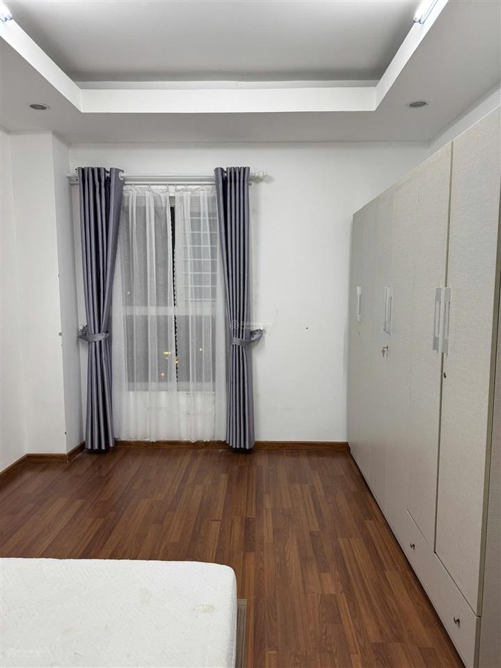 Chính chủ cần bán căn góc, căn hộ la paz, 53,2m2