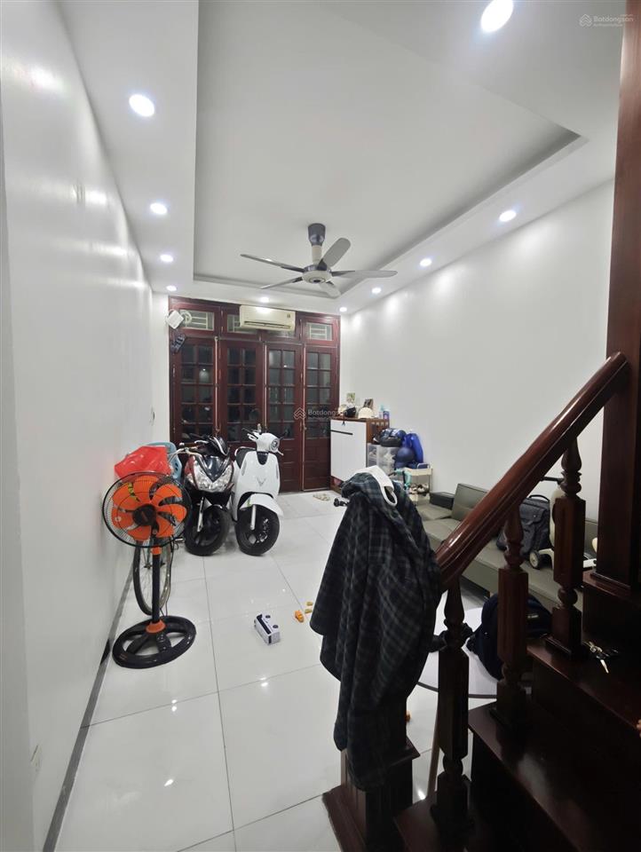 Chính chủ cho thuê nhà riêng 4 tầng 50m2 tại 190 đường hoàng mai
