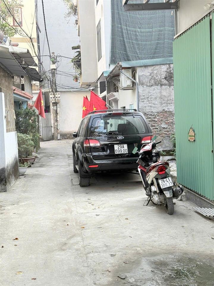 Đất phân lô quân đội  oto đỗ cổng  cạnh vành đai 3.5  diện tích hiếm.